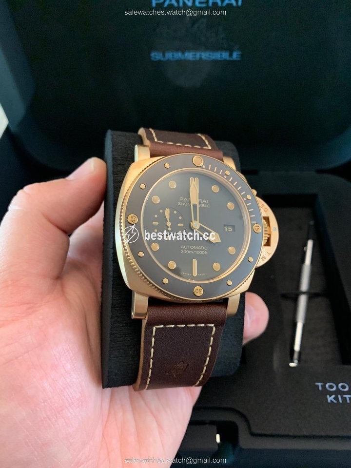 IMG_9085 Panerai Luminor Submersible Mens watch Unisex Automatic Bronze pam00968 Replica 2