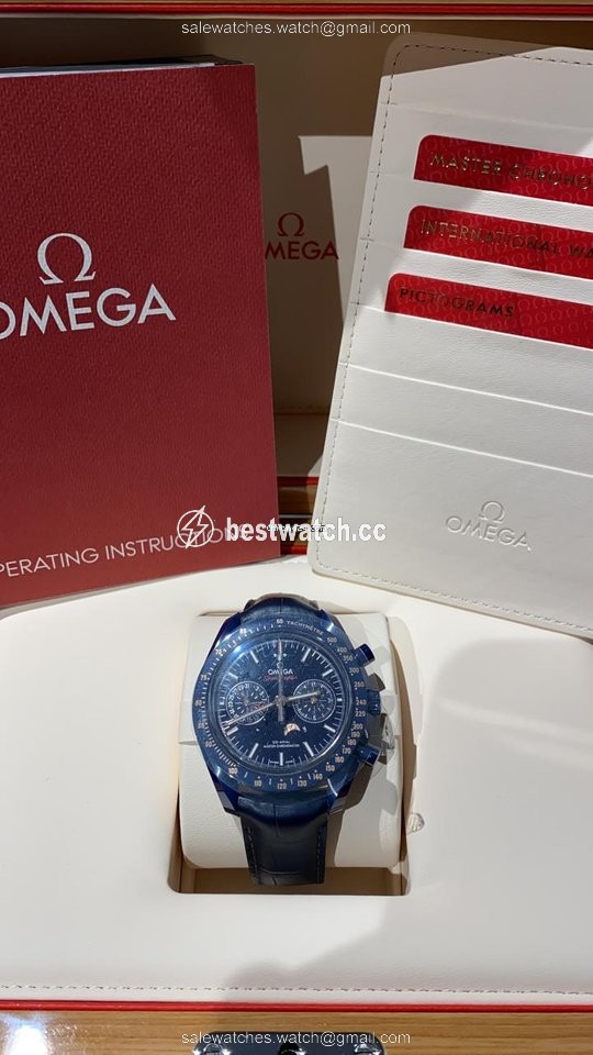 IMG_9085 Omega Speedmaster Professional Moonwatch Moonphase Mens watch Unisex Automatic Ceramic 304.93.44.52.03.002 Replica 2