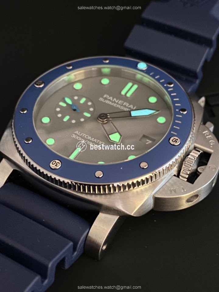 IMG_9085 Panerai Luminor Submersible Mens watch Unisex Automatic Steel PAM 00959 Replica 2