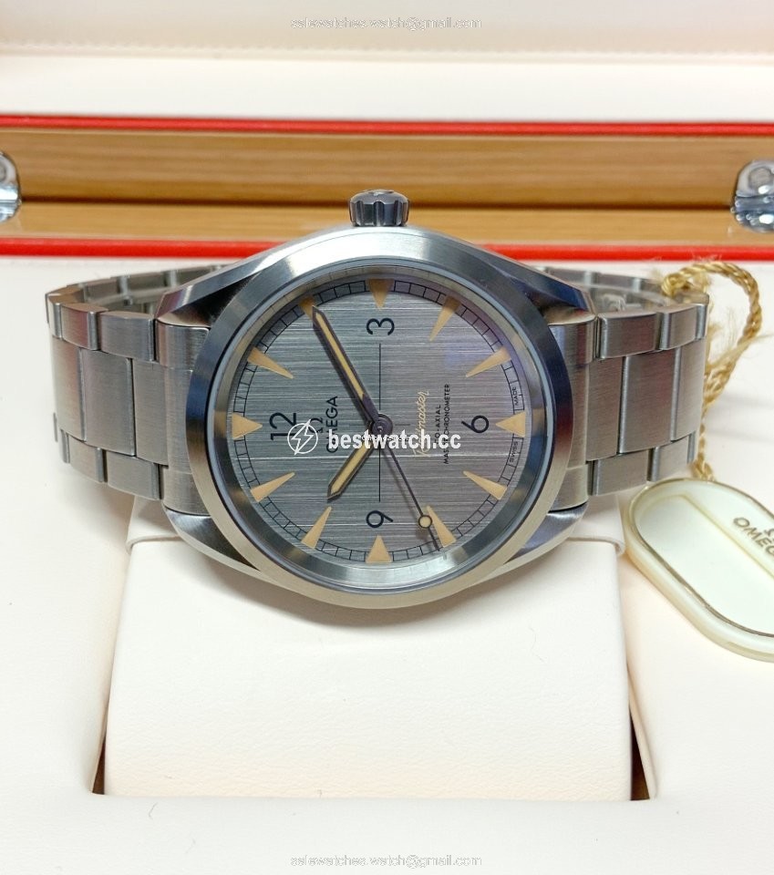 Omega Seamaster Railmaster Mens watch Unisex Automatic Steel 220.10.40.20.06.001 Replica 2
