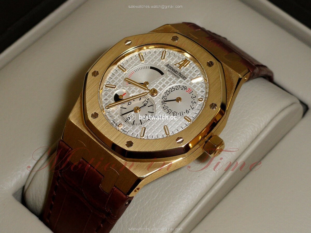 IMG_9085 Audemars Piguet Royal Oak Dual Time Mens watch Unisex Automatic Yellow gold 26120BA.OO.D088CR.01 Replica 2