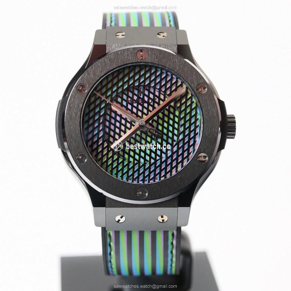 IMG_9085 Hublot Classic Fusion 45, 42, 38, 33 mm Mens watch Unisex Automatic Ceramic 565.CX.8900.VR.CZD19 Replica 2