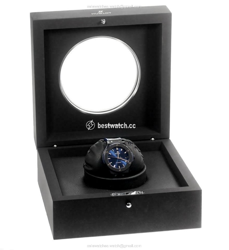 IMG_9085 Hublot Classic Fusion Blue Mens watch Unisex Automatic Ceramic 565.CM.7170.LR Replica 2