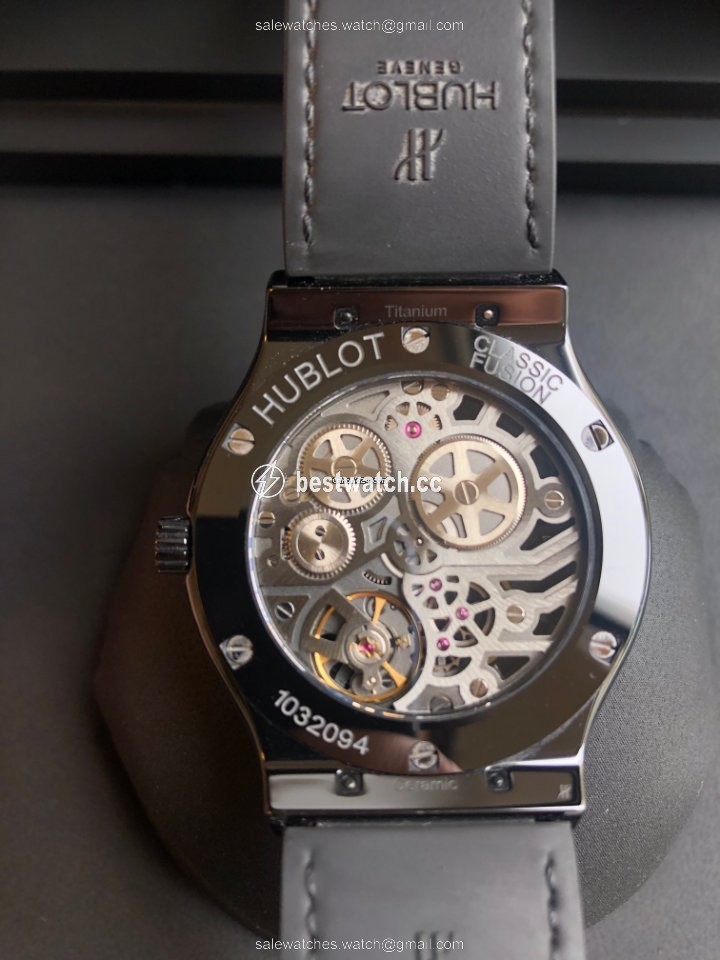 IMG_9085 Hublot Classic Fusion Ultra-Thin Mens watch Unisex Manual winding Ceramic 545.CM.0140.LR Replica 2