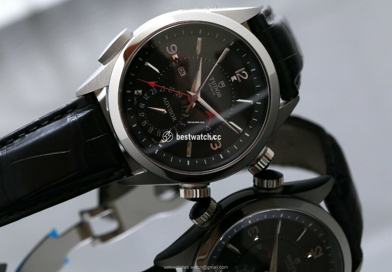 IMG_9085 Tudor Heritage Advisor Automatic Steel 79620TN Replica 2