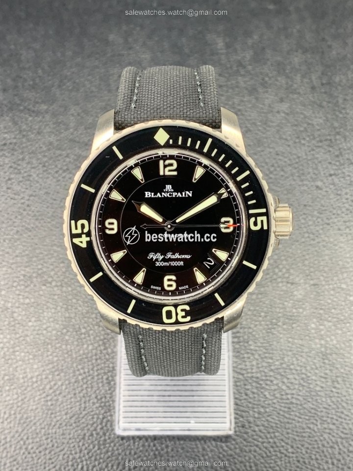 Blancpain Fifty Fathoms Mens watch Unisex Automatic Titanium 5015-12B30-B52A Replica 2