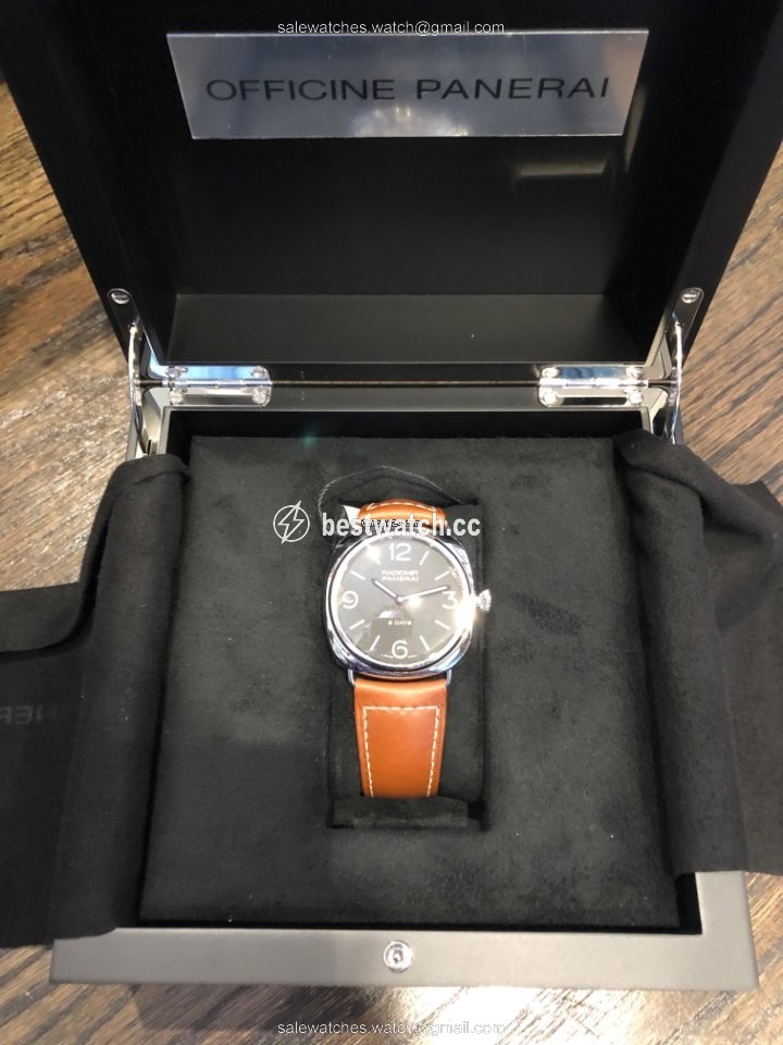 Panerai Radiomir 8 Days Mens watch Unisex Manual winding Steel PAM 00609 Replica 2