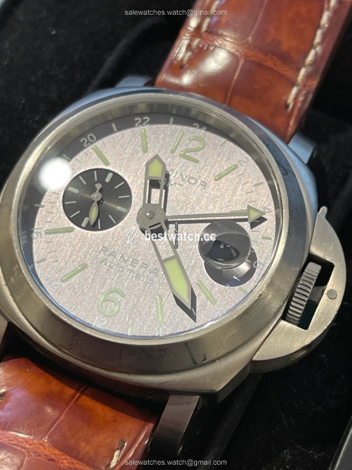 IMG_9085 Panerai Luminor GMT Automatic Mens watch Unisex Automatic Titanium PAM 00089 Replica 2