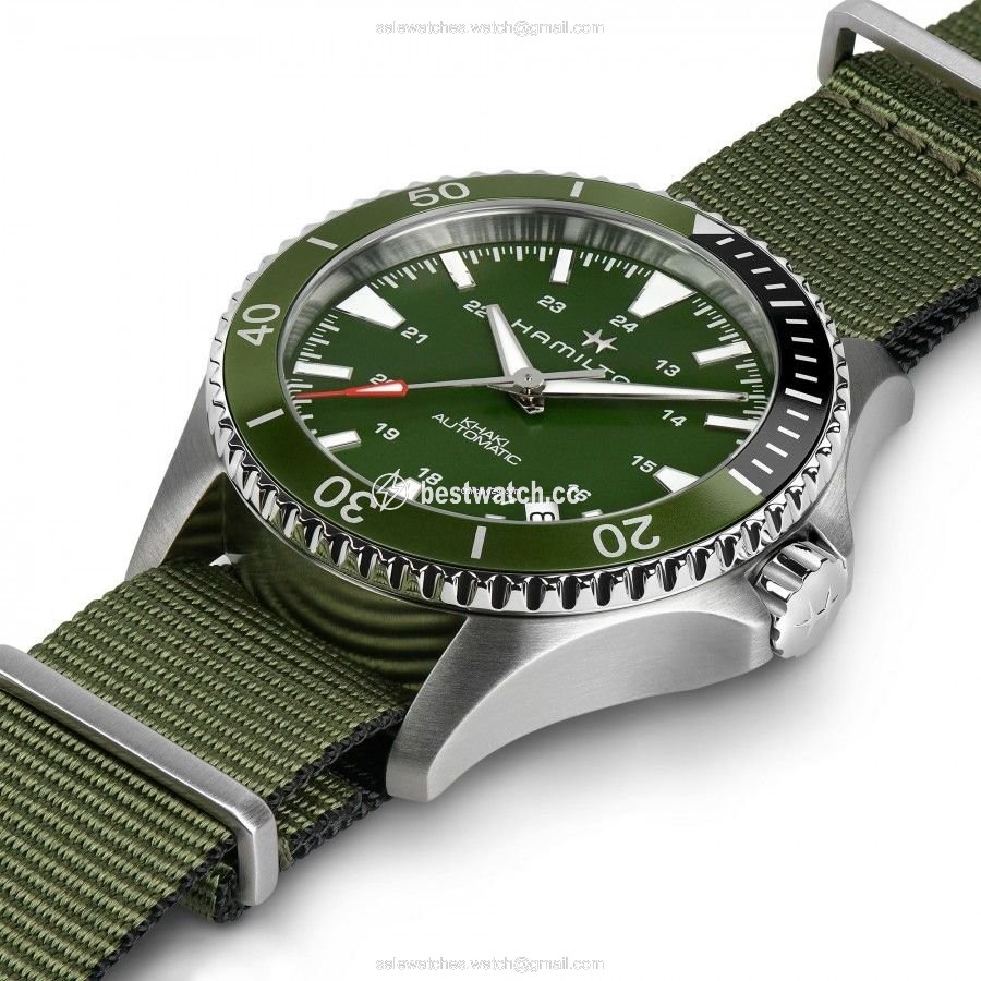IMG_9085 Hamilton Khaki Navy Scuba Mens watch Unisex Automatic Steel H82375961 Replica 2