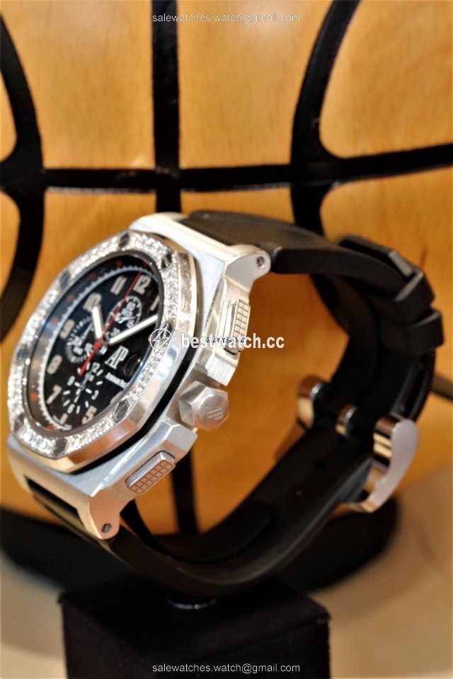 IMG_9085 Audemars Piguet Royal Oak Offshore Mens watch Unisex Automatic White gold 2613BC.ZZ.A101CR.01 Replica 2