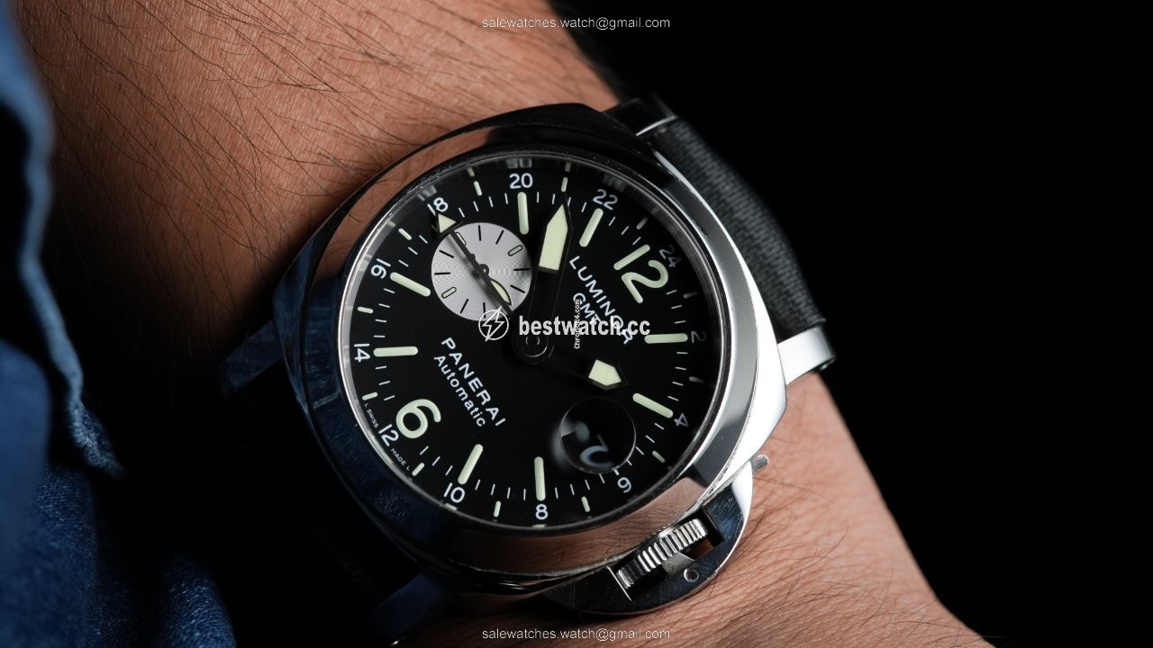 IMG_9085 Panerai Luminor GMT Automatic Mens watch Unisex Automatic Steel PAM 01088 Replica 2