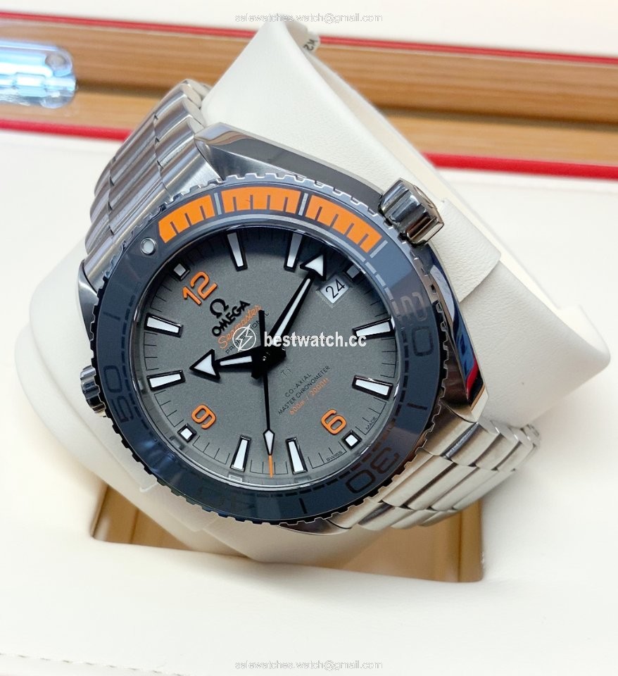 Omega Seamaster Planet Ocean Mens watch Unisex Automatic Titanium 215.90.44.21.99.001 Replica 2