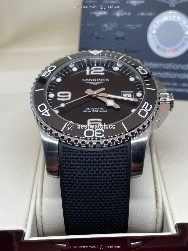 IMG_9085 Longines HydroConquest Mens watch Unisex Automatic Steel L3.781.4.56.9 Replica 2