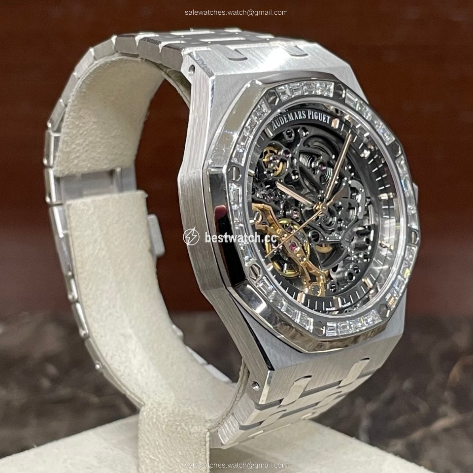 IMG_9085 Audemars Piguet Royal Oak Mens watch Unisex Automatic White gold 15412BC.ZZ.1220BC.01 Replica 2
