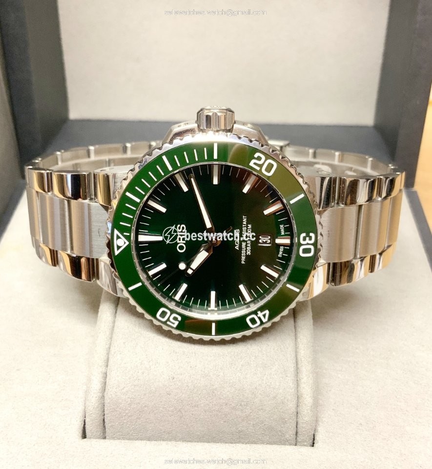 IMG_9085 Oris Aquis Date Mens watch Unisex Automatic Steel 01 733 7730 4157-07 8 24 05PEB Replica 2