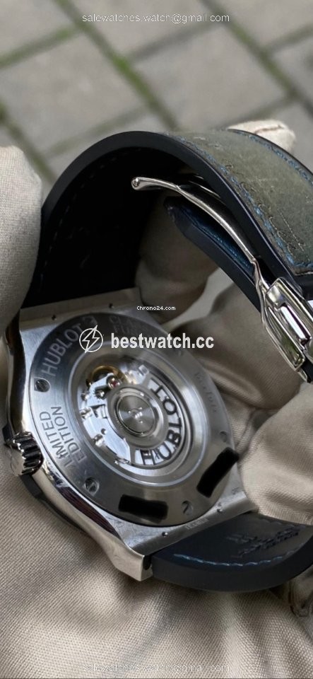 IMG_9085 Hublot Classic Fusion 45, 42, 38, 33 mm Mens watch Unisex Automatic Titanium 511.NX.050B.VR.BER16 Replica 2