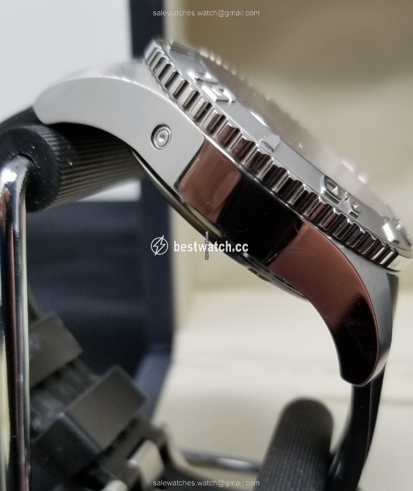 IMG_9085 Longines HydroConquest Mens watch Unisex Automatic Steel L3.665.4.76.2 Replica 2