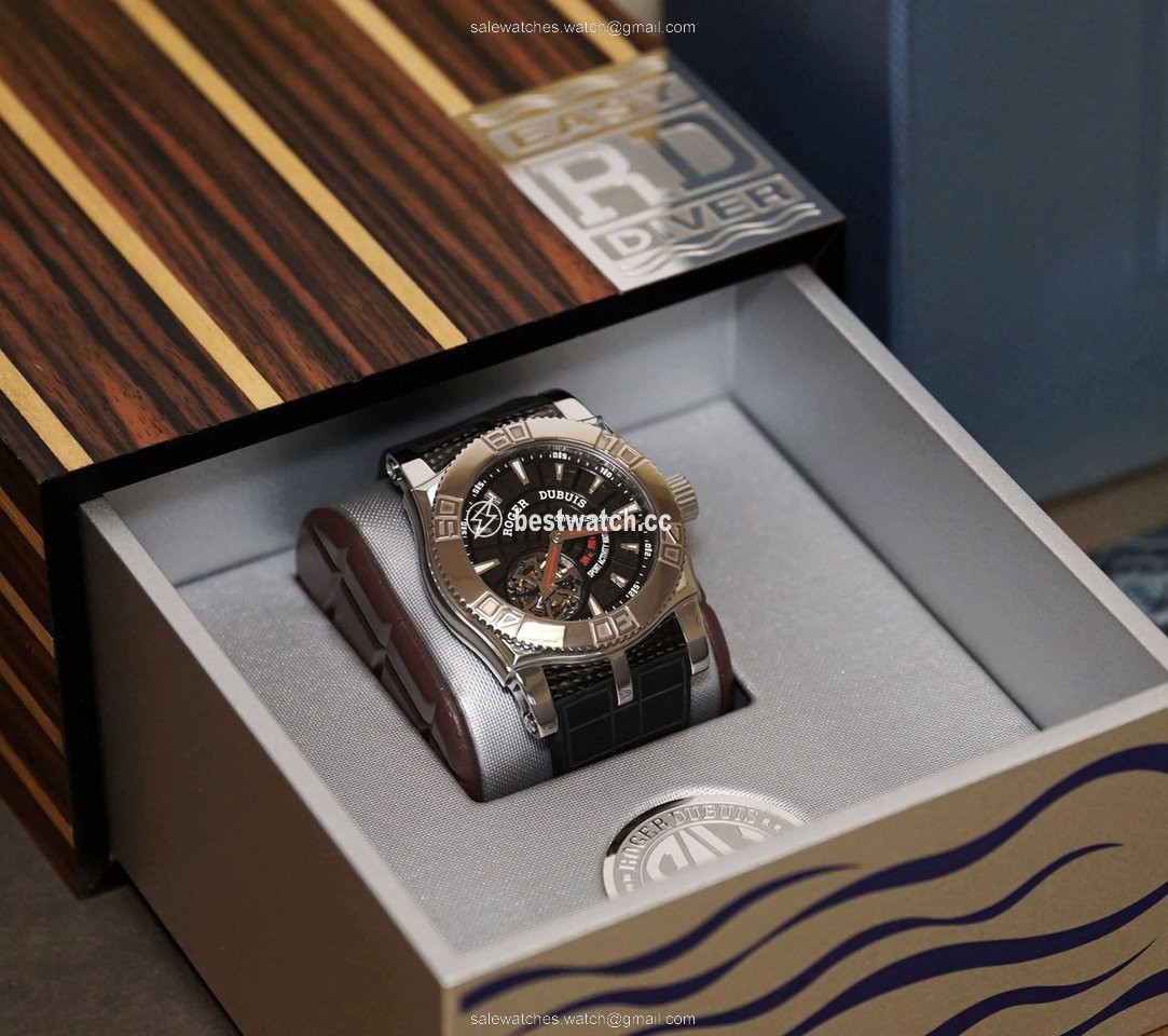 IMG_9085 Roger Dubuis Easy Diver Mens watch Unisex Manual winding Steel SE48 02 9 0 K9.53 Replica 2