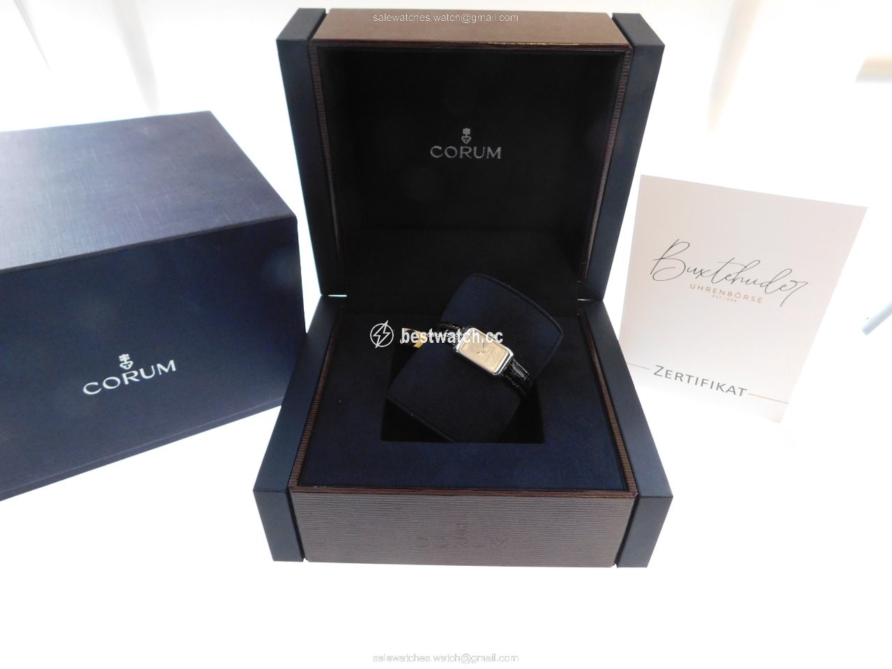 IMG_9085 Corum Womens watch Manual winding Yellow gold 14300 Replica 2