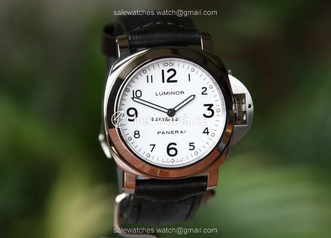 IMG_9085 Panerai Luminor Base Manual winding Steel PAM 114 Replica 2