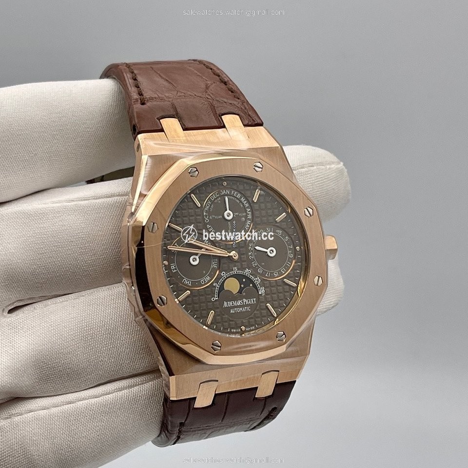 IMG_9085 Audemars Piguet Royal Oak Perpetual Calendar Mens watch Unisex Rose gold 26252OR.OO.D092CR.01 Replica 2