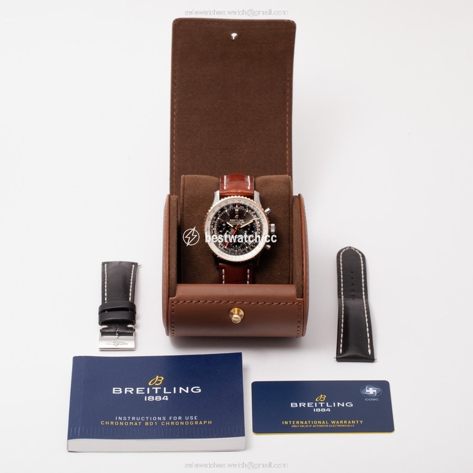 IMG_9085 Breitling Navitimer 1 B01 Chronograph 43 Mens watch Unisex Automatic Gold Steel UB0121211F1P1 Replica 2