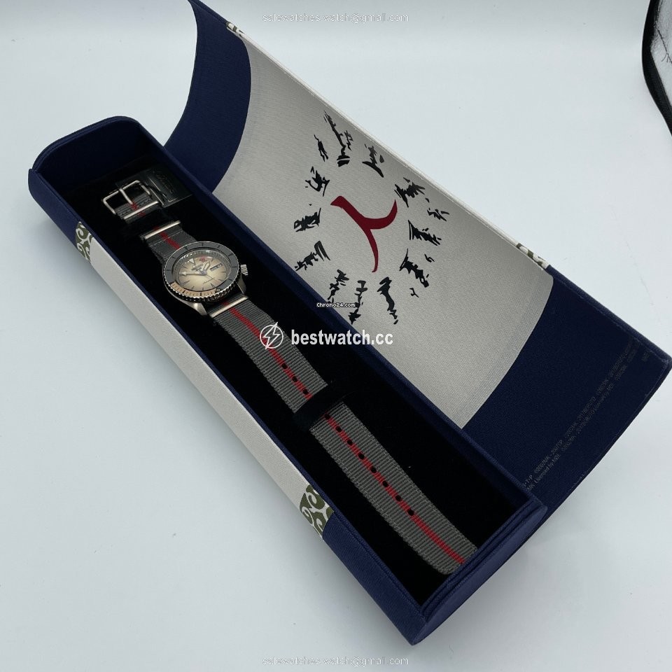 IMG_9085 Seiko 5 Sports Mens watch Unisex Automatic Steel SBSA093 Replica 2