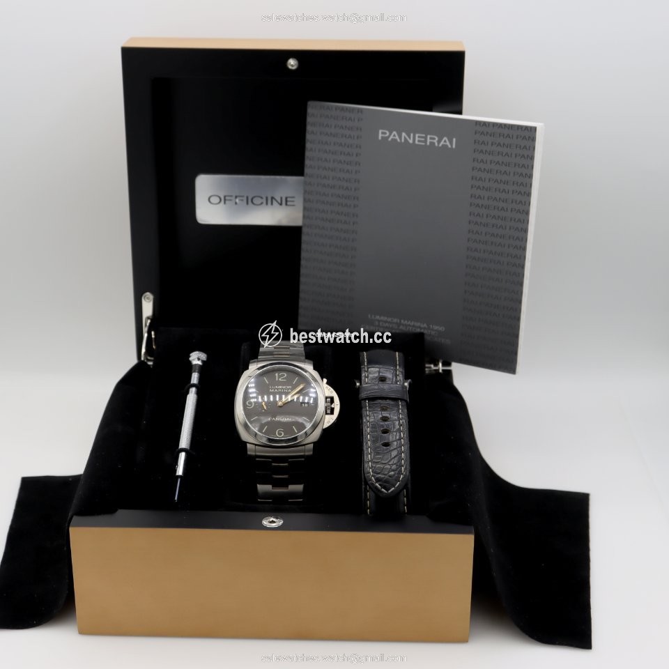 IMG_9085 Panerai Luminor Marina 1950 3 Days Automatic Mens watch Unisex Automatic Titanium PAM 00352 Replica 2