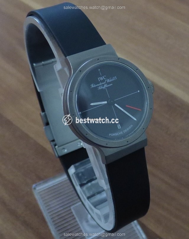 IMG_9085 IWC Porsche Design Womens watch Quartz Titanium 4530 Replica 2