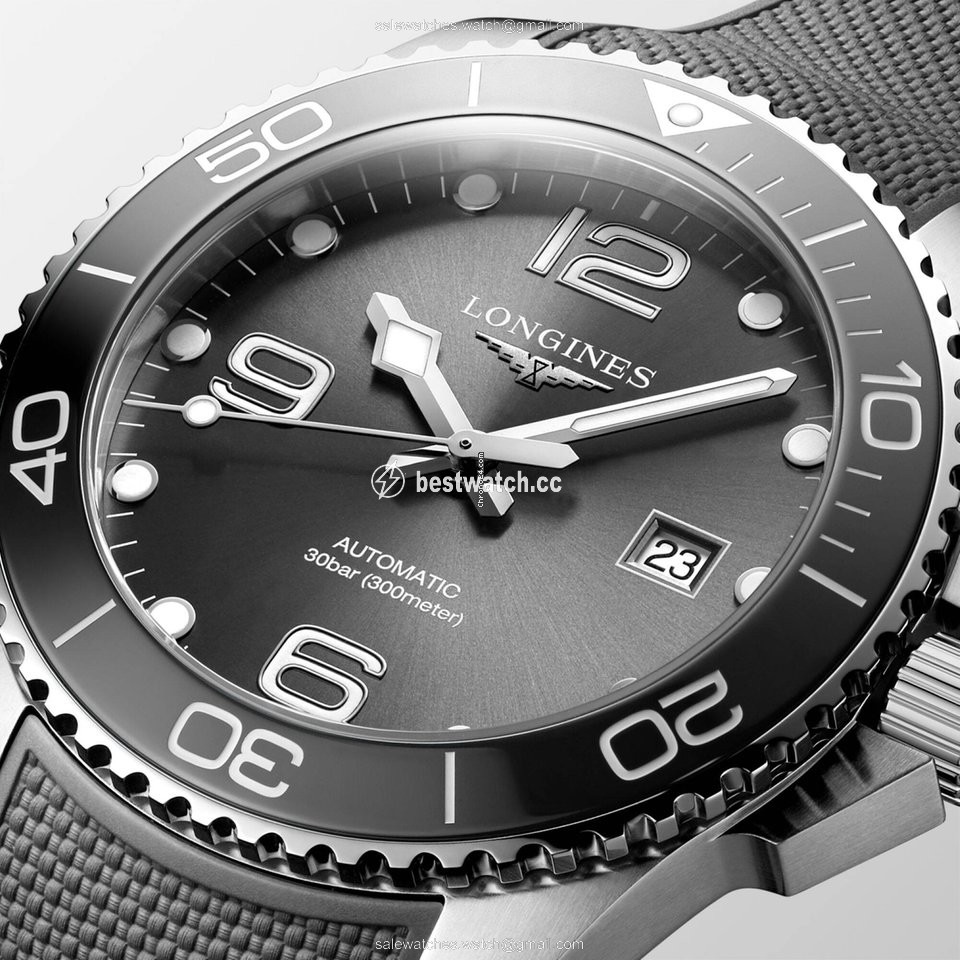 IMG_9085 Longines HydroConquest Mens watch Unisex Automatic Steel L3.782.4.76.9 Replica 2