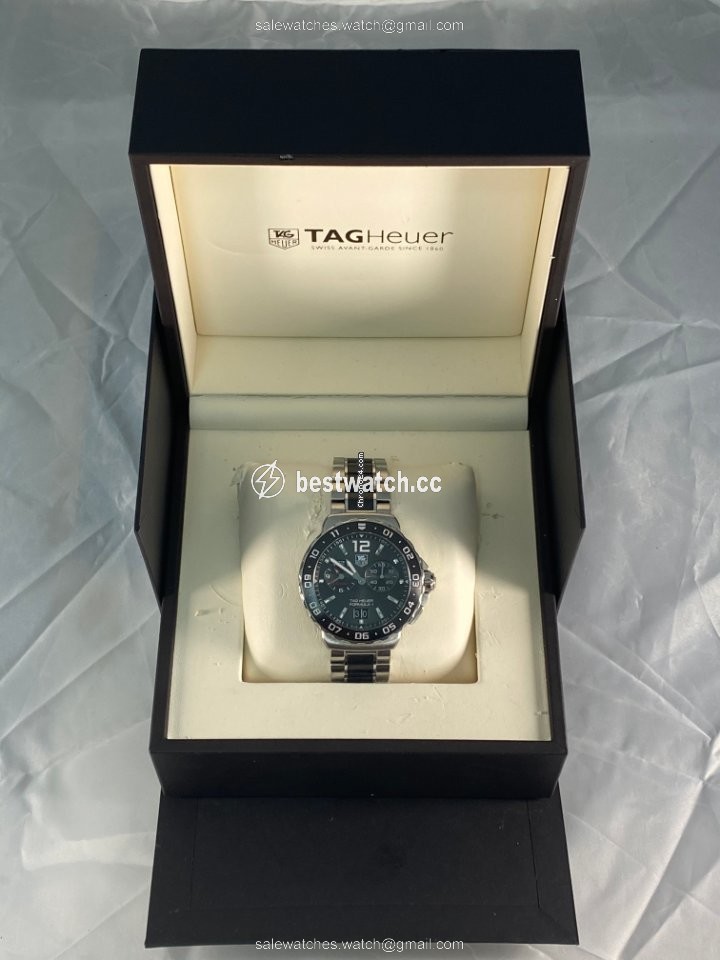 IMG_9085 TAG Heuer Formula 1 Quartz Mens watch Unisex Steel WAU111C.BA0869 Replica 2
