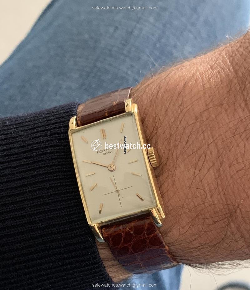 IMG_9085 Patek Philippe Vintage Manual winding Yellow gold 1559 Replica 2