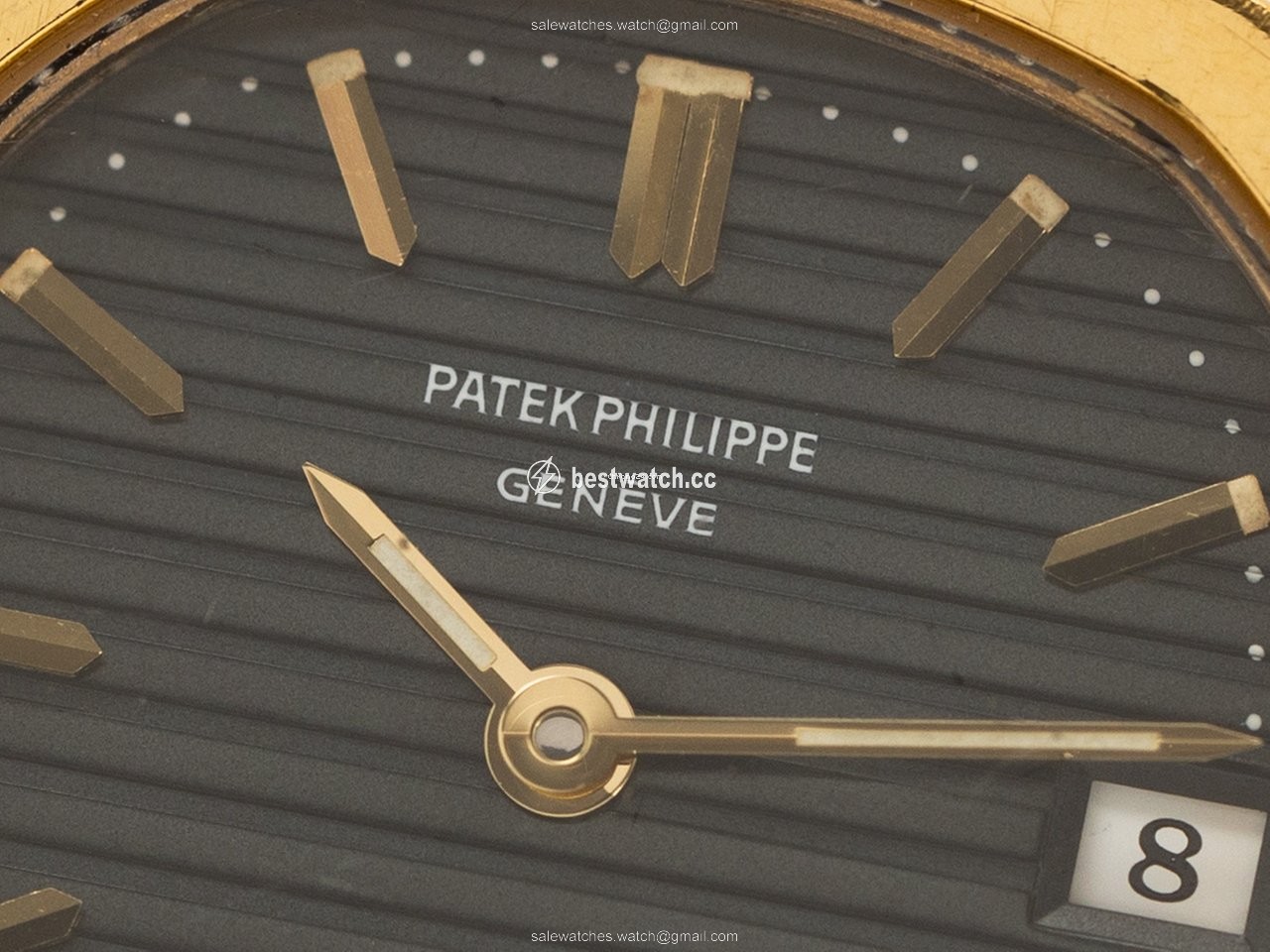 IMG_9085 Patek Philippe Nautilus Womens watch Quartz Gold Steel 4700 52 Replica 2