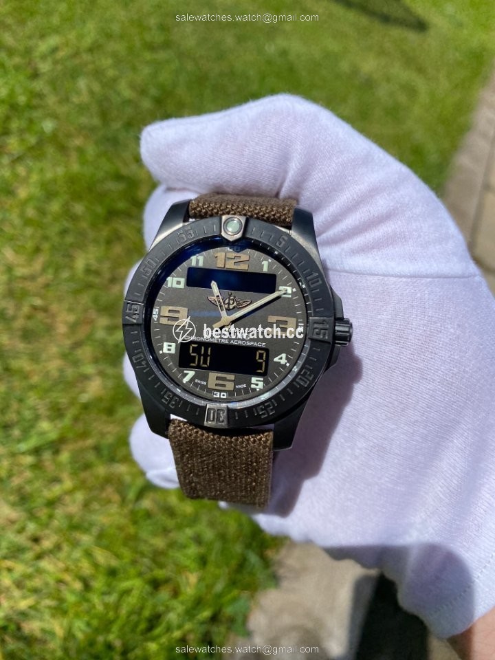 IMG_9085 Breitling Aerospace EVO Mens watch Unisex Quartz Titanium V7936310 BD60 Replica 2