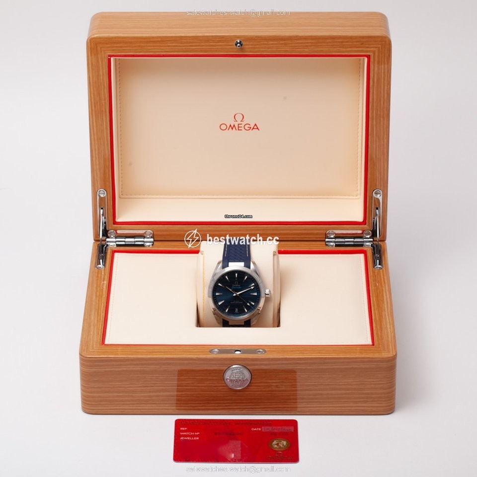 IMG_9085 Omega Seamaster Aqua Terra Mens watch Unisex Automatic Steel 220.12.41.21.03.001 Replica 2