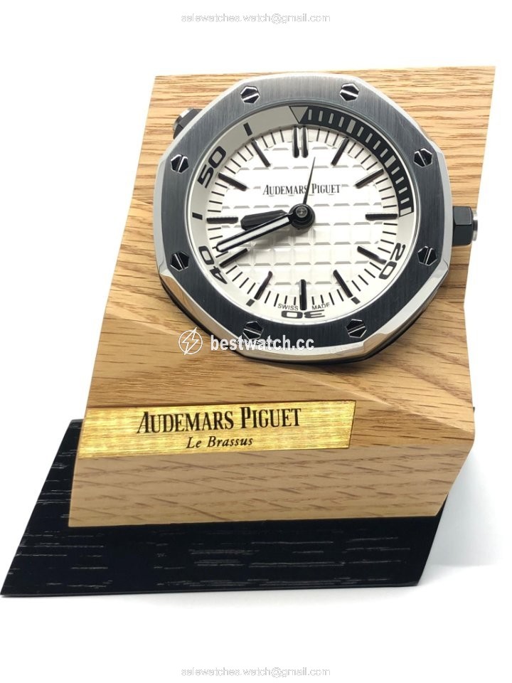 IMG_9085 Audemars Piguet Royal Oak Steel MG.CD.AC.AP0100.011.16 Replica 2