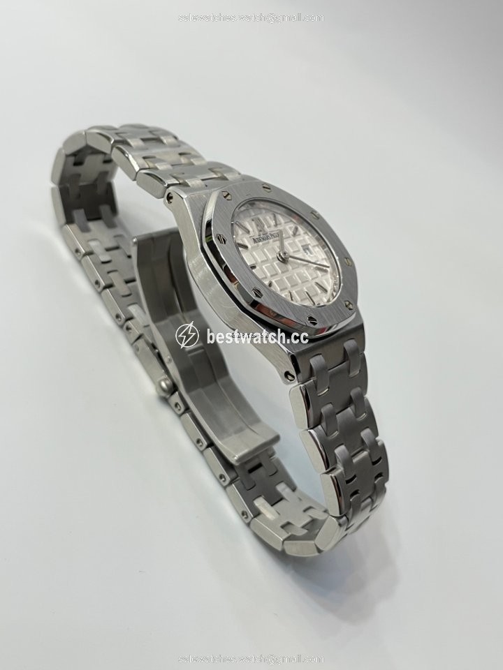 IMG_9085 Audemars Piguet Royal Oak Offshore Womens watch Quartz Steel 67450ST Replica 2