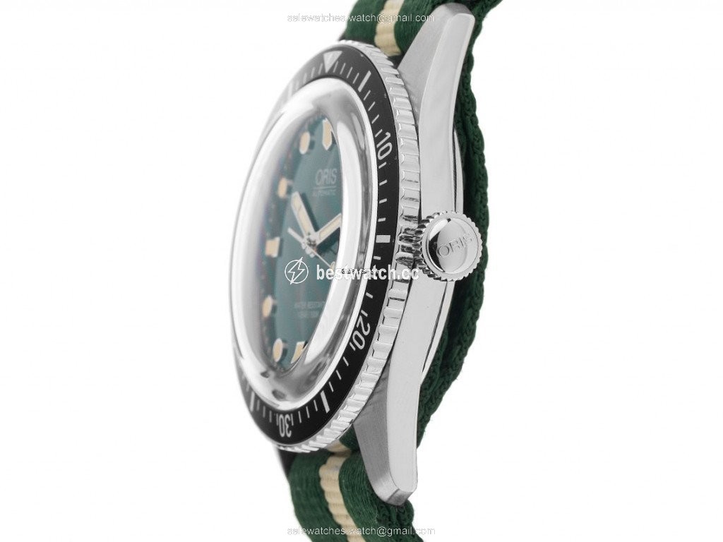 Oris Divers Sixty Five Mens watch Unisex Automatic Steel 01733 7720 4057 07 5 21 24FC Replica 2