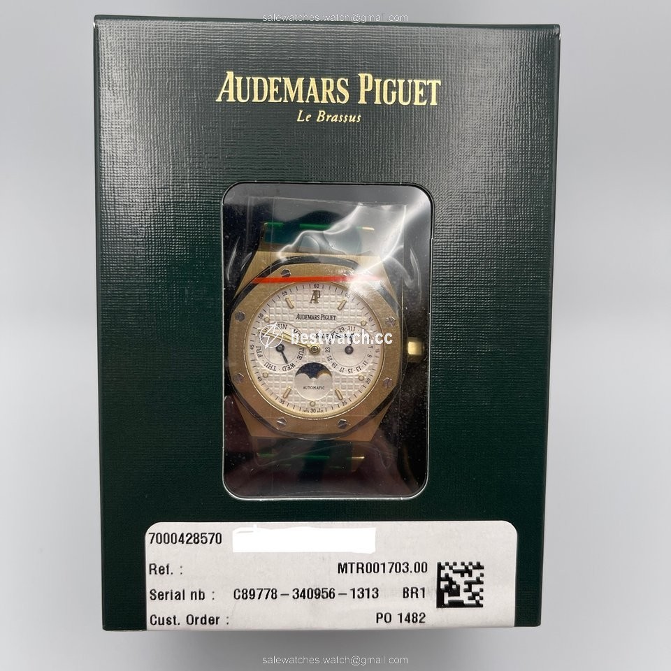 IMG_9085 Audemars Piguet Royal Oak Day-Date Mens watch Unisex Automatic Yellow gold 25594BA.OO.0789BA.05 Replica 2