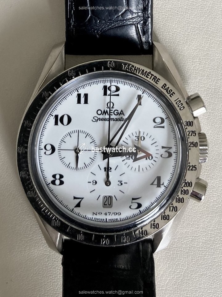 Omega Speedmaster Broad Arrow Mens watch Unisex Automatic White gold 78020450 Replica 2