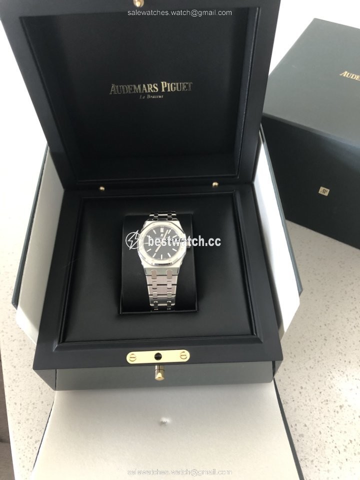 IMG_9085 Audemars Piguet Royal Oak Lady Womens watch Quartz Steel 67650ST.OO.1261ST.01 Replica 2