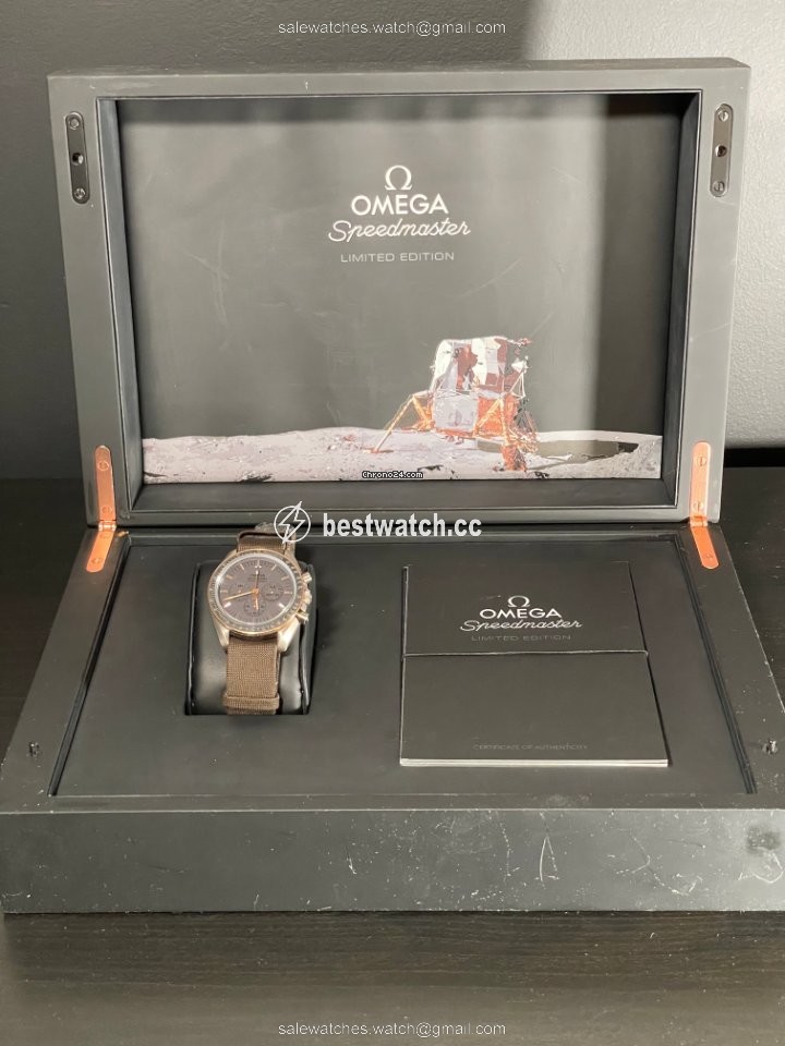 IMG_9085 Omega Speedmaster Professional Moonwatch Mens watch Unisex Manual winding Titanium 311.62.42.30.06.001 Replica 2
