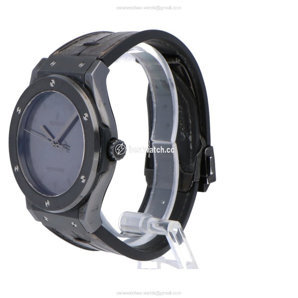 IMG_9085 Hublot Classic Fusion 45, 42, 38, 33 mm Mens watch Unisex Automatic Ceramic 511.CM.0500.VR.BER16 Replica 2