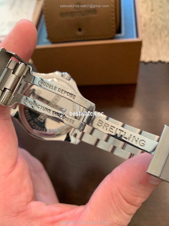 IMG_9085 Breitling Colt Automatic Mens watch Unisex Automatic Steel A1738811 BD44 173A Replica 2