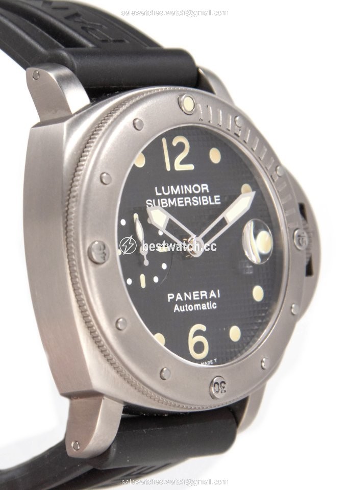 IMG_9085 Panerai Luminor Submersible Mens watch Unisex Automatic Titanium PAM 00025 Replica 2