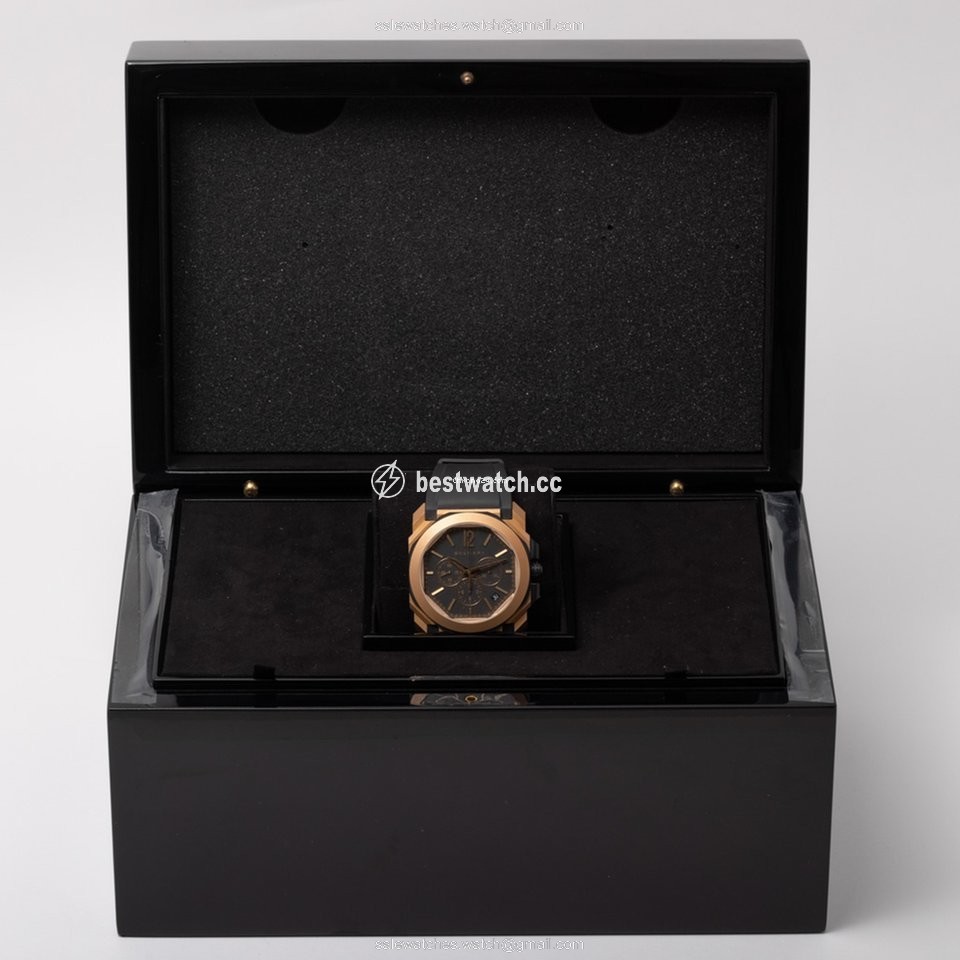 IMG_9085 Bulgari Octo Mens watch Unisex Automatic Rose gold BGOP41BGLD Replica 2