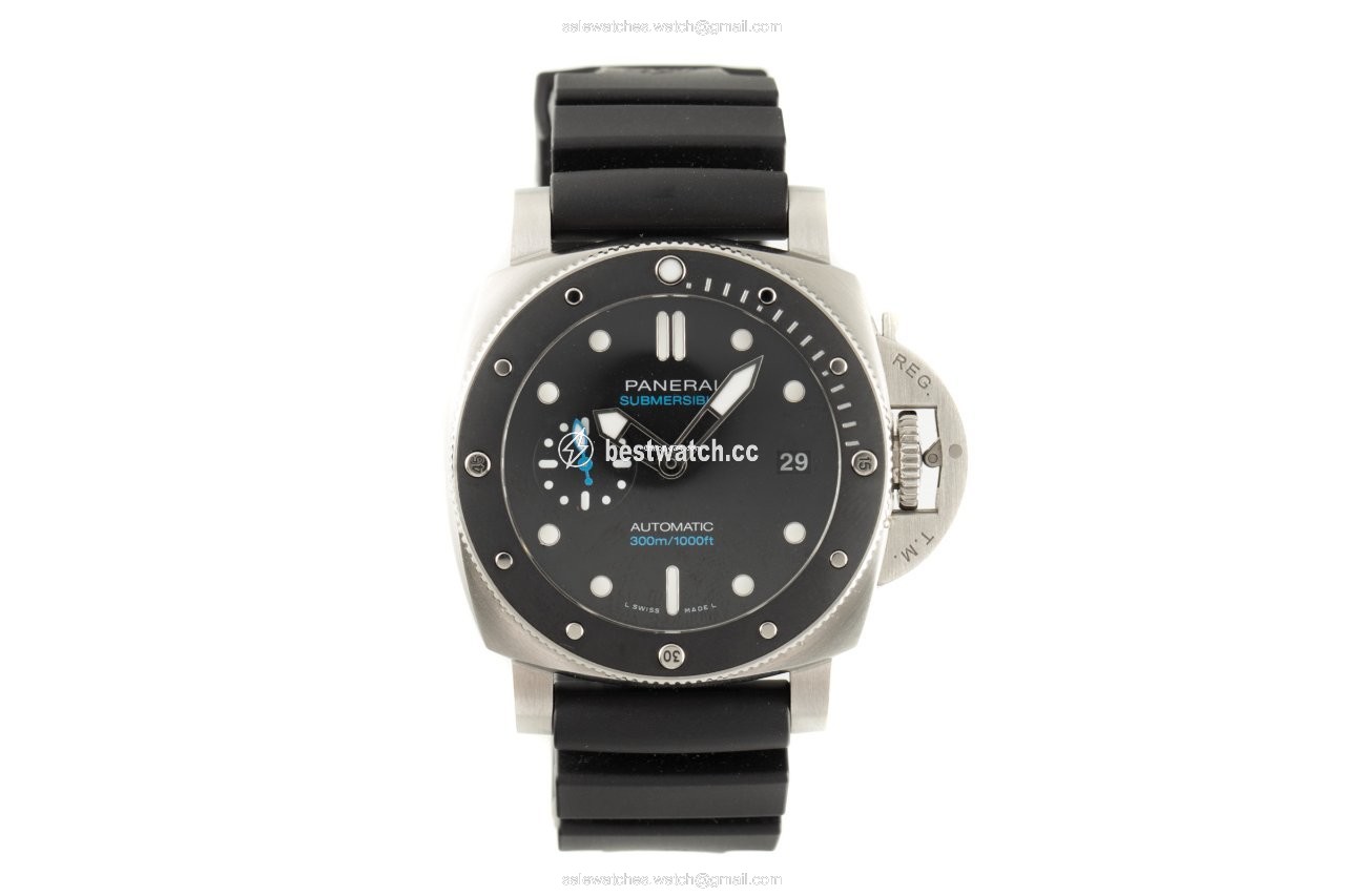 IMG_9085 Panerai Luminor Submersible Mens watch Unisex Automatic Steel PAM00683 Replica 2