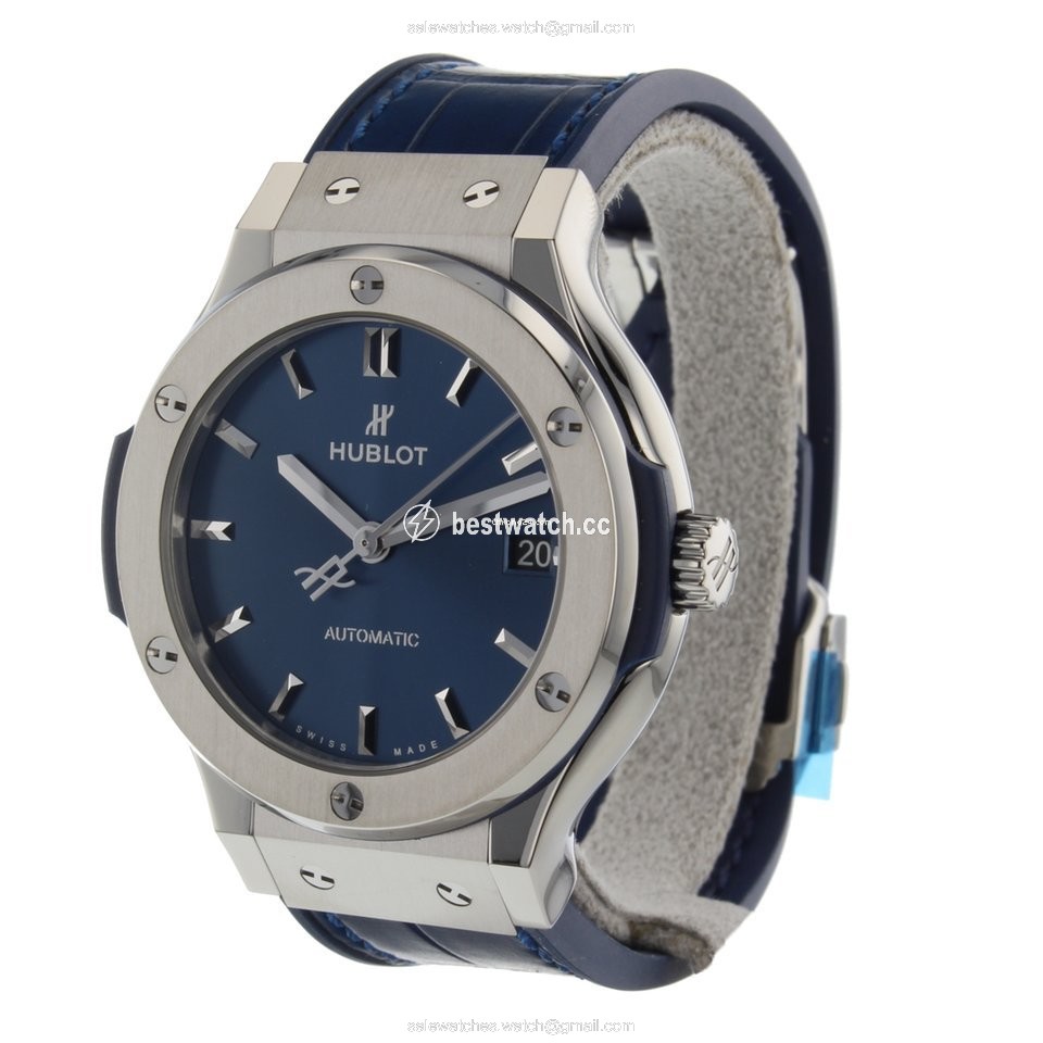 IMG_9085 Hublot Classic Fusion Blue Mens watch Unisex Automatic Titanium 565NX7170LR Replica 2