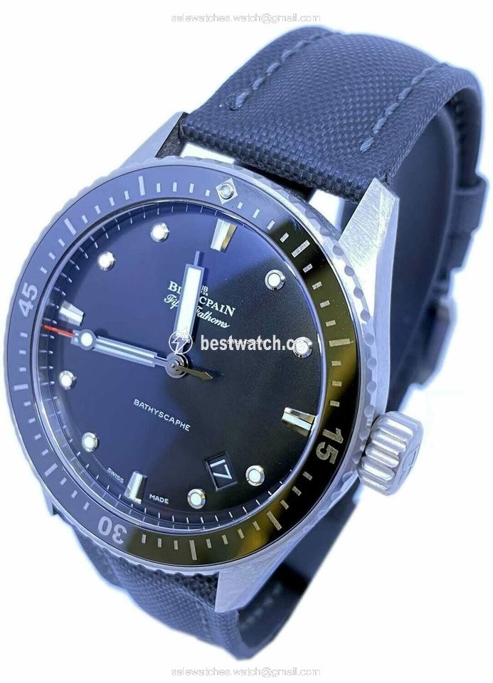 IMG_9085 Blancpain Fifty Fathoms Bathyscaphe Mens watch Unisex Automatic Titanium 5000 1230 B52A Replica 2