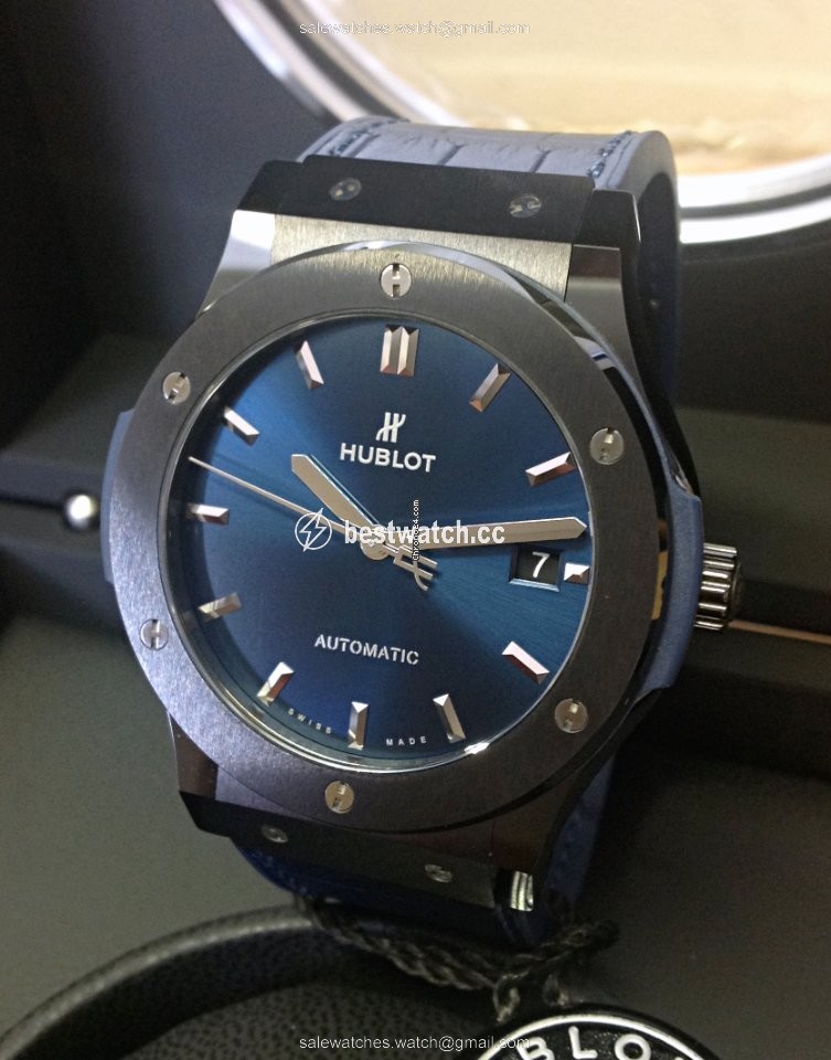 IMG_9085 Hublot Classic Fusion Blue Mens watch Unisex Automatic Ceramic 511.CM.7170.LR Replica 2
